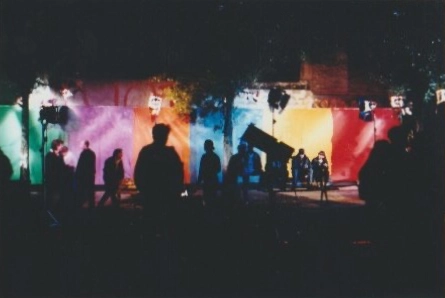 Décor du clip Raggamuffin de Daddy Yod, jeux de couleurs et de matières - Jean Luc Veret, artiste plasticien